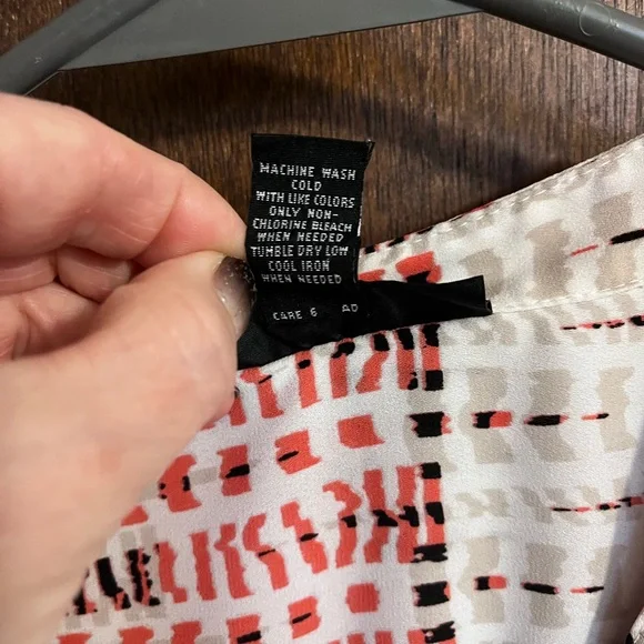 ALFANI ladies blouse size 10 patterened design - Picture 7 of 9